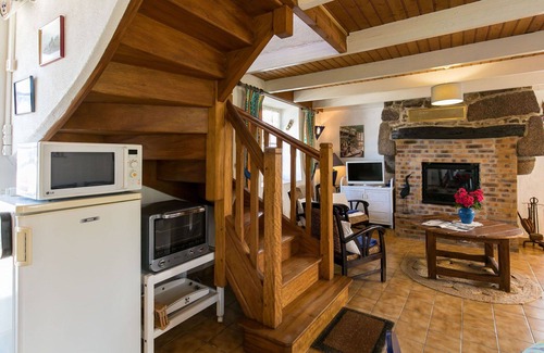 Cleder House | Private Villa for 4 with Ocean View and Relaxing Spa