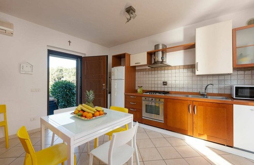 Follonica House | Private Villa with Pool, Ocean View & Pet-Friendly Amenities