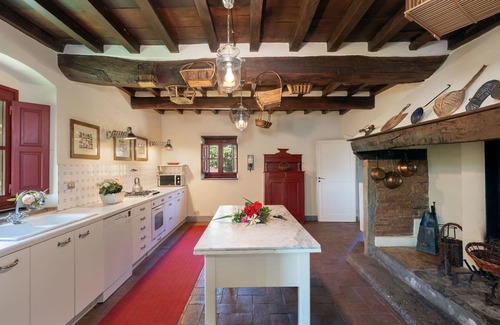 Vicchio Villa | Premier Villa with Private Pool & Panoramic Lake Views