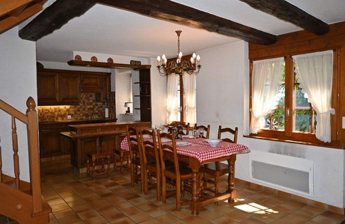Ovronnaz House | Private Villa for 6 with WIFI, Terrace, and Parking