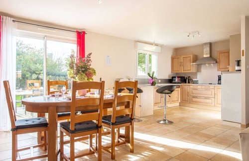 Portbail House | Stunning private villa for 4 people with WIFI, TV, terrace and pets allowed