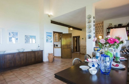 Ansedonia Villa | Inviting Private Villa for 11 Guests with Oceanfront Views