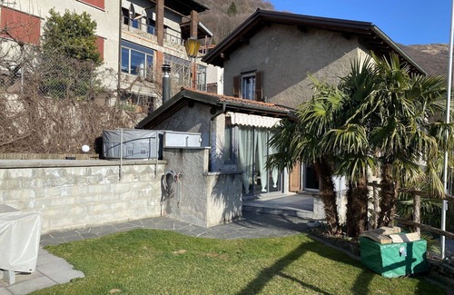 Lugano House | Private Villa for 6 with WIFI, Pets Welcome & Scenic Views