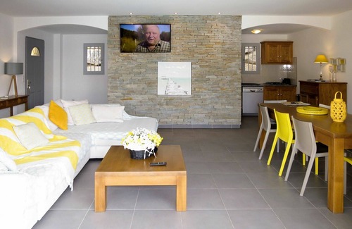 Conca House | Ideal Private Villa for 10 with Pool and Ocean Views