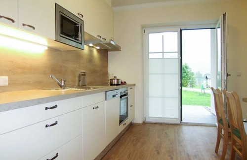 Weissenbach House | Cozy Villa for 8 with Free WIFI, Pets Welcome & Stunning Views