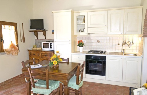 Cortona House | Pet-Friendly Villa with Pool & Ocean Views – Rated 10/10