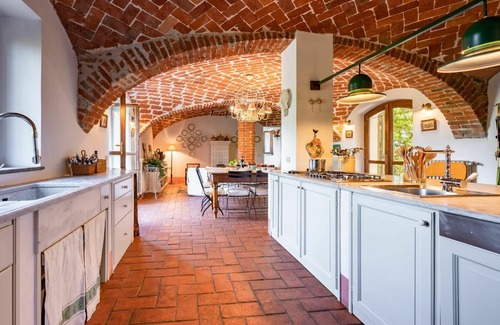 Soglio Villa | Private Villa for 12 with Pool, Panoramic Views & WIFI