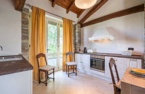 Ovada House | Delightful Private Villa with Pool, Hot Tub & Pet-Friendly