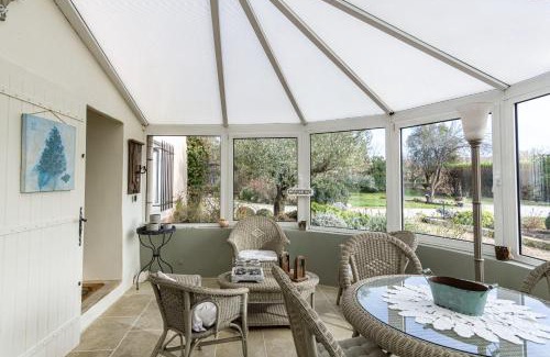 Cavaillon House | Discover a Gem Near Alpilles and Luberon with Pool Access