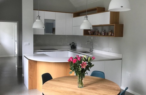 Headington House | Premier Location in Oxford with Family-Friendly Amenities