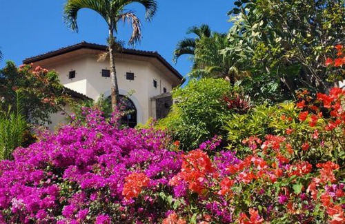 Pan de Azucar House | Enchanting Getaway with Pool, Hot Tub & Family-Friendly Fun