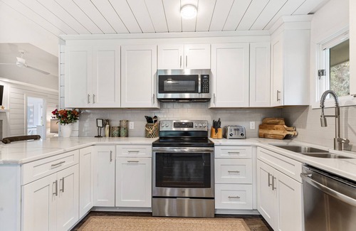 Kiawah Island Cottage | Prime Oceanfront Cottage with Excellent Guest Rating 9.8