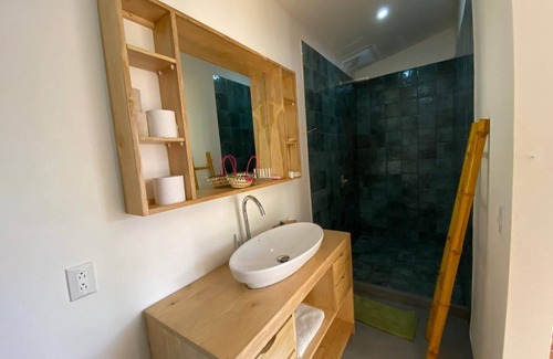 Santa Teresa Cabin | Ocean View Retreat with AC & Hot Water - Perfect Getaway