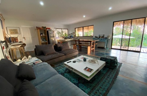 Santa Teresa Cabin | Ocean View Retreat with AC & Hot Water - Perfect Getaway