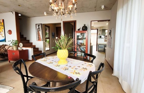 Albatroz House | Scenic Oceanfront Retreat with Pool and Spa Amenities