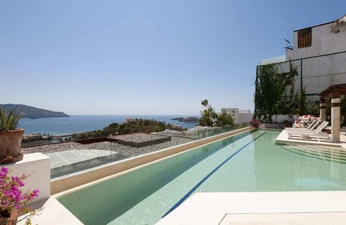 Ixtapa House | Beautiful Porto Ixtapa Home with Pool & Ocean Views