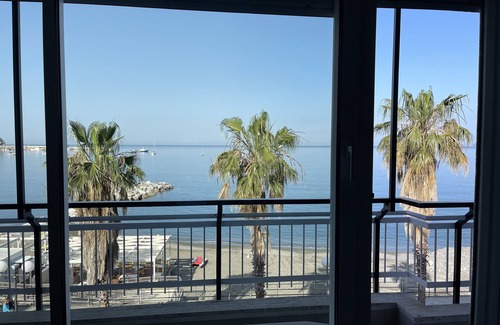 Sestri Levante Apartment | Beautiful Ocean View Apartment with Spa and Hot Tub