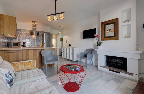Benalmadena Costa Apartment | Oceanfront Apartment with Breathtaking Sea Views