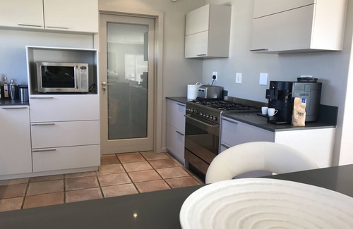 Kleinmond House | Seafront Family Beach House with Spectacular Views