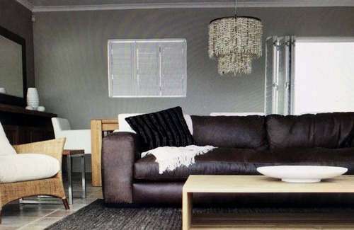 Kleinmond House | Seafront Family Beach House with Spectacular Views