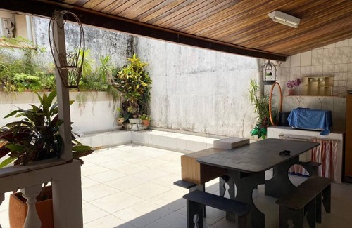 Praia de Barequecaba House | Relaxing SS House with 2 Pools Just Steps from the Beach