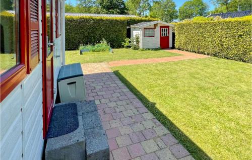 Tzummarum Other | Cozy Stacaravan in Tzummarum with Wifi & Pet-Friendly Stay