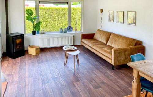 Tzummarum Other | Cozy Stacaravan in Tzummarum with Wifi & Pet-Friendly Stay