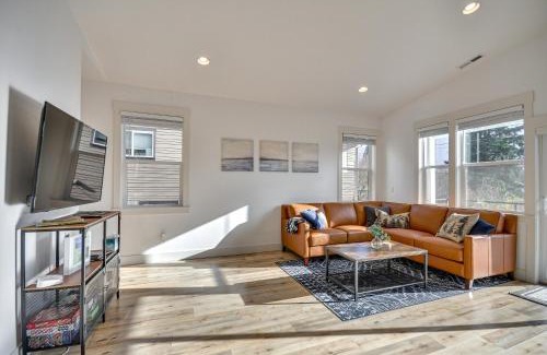 Stevenson House | Exceptional Stevenson Retreat with Scenic Mountain Views