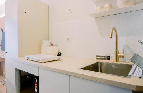 Ciputat Apartment | Inviting Studio Transpark Bintaro Apartment for Your Stay