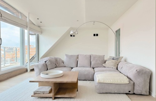Knokke Apartment | Sunny Design Duplex with Ocean View, Pet Friendly Stay