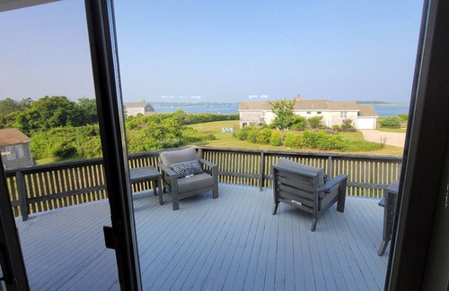 New Shoreham House | Unforgettable Sunsets and Beach Access - 10/10 Rated Stay