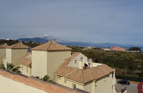 Puerto de la Duquesa Apartment | Bright Two-Bedroom Apartment with Ocean Views Near Beach