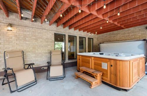 Park City House | Stunning views sleeps 10 firepit decks hot tub
