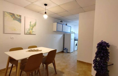 Isfiya Apartment | Scenic View Apartment in Isfiya with Breakfast Included
