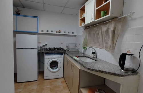 Isfiya Apartment | Scenic View Apartment in Isfiya with Breakfast Included