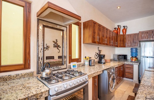 Almacen Condo | Experience Breathtaking Views & Breezes Near Town
