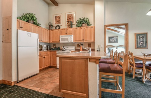 Mountain House Condo | Exceptional River Views with Balcony for Memorable Summers