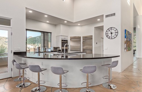 Pinnacle Peak Heights House | Unforgettable Experience with Spectacular Views Await