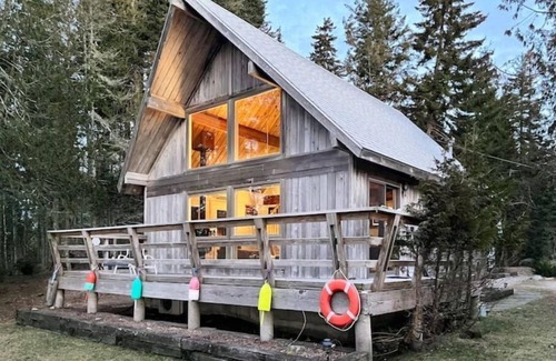 Steuben Cabin | Oceanfront Chalet with Breathtaking Views and Family Amenities