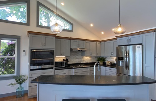 Marlboro House | Unforgettable Oceanfront Retreat with Acadia Views - 9.8/10