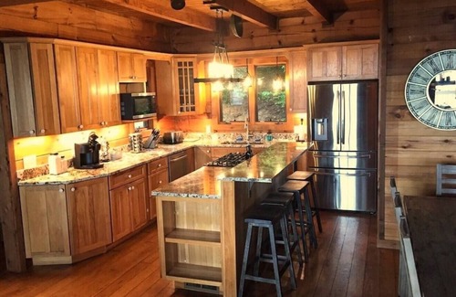 Boone House | Unforgettable Getaway with Theatre, Sauna & Hot Tub Access