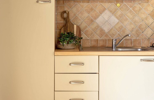 Viddalba House | Inviting Villa for 4 with Pool, A/C, and WiFi Access