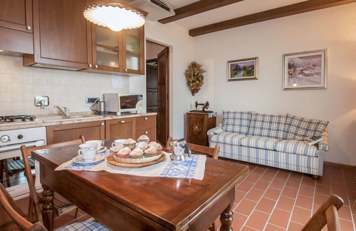 Magione Villa | Idyllic Villa for 4 with Private Pool and Hot Tub