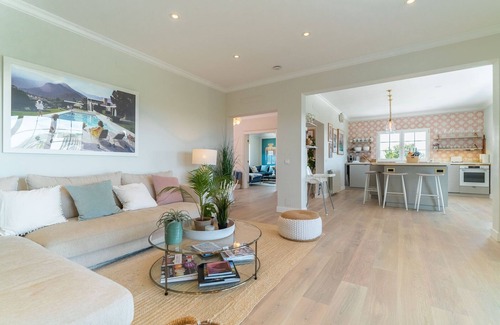 Bouvet Island Villa | Beautiful Villa with Pool & Family-Friendly Amenities
