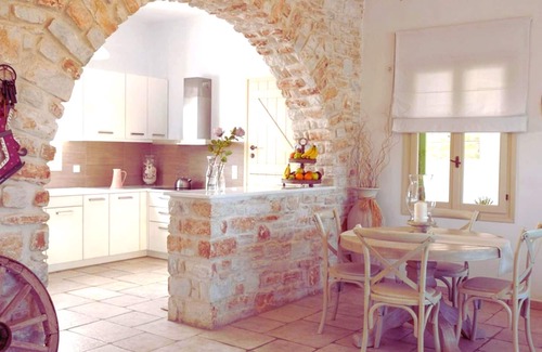 Paros Villa | Elegant Villa with Pool and Oceanfront Views