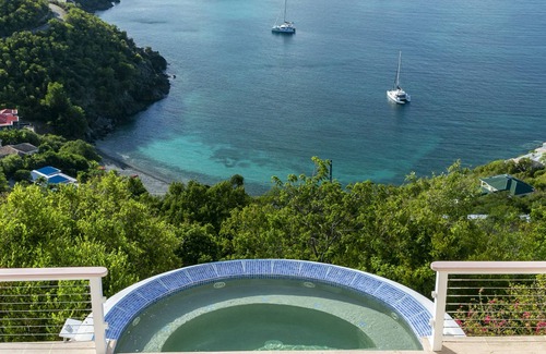 Point Rendezvous Villa | Elegant Villa with Pool, Hot Tub & Ocean Views - 10/10 Rated