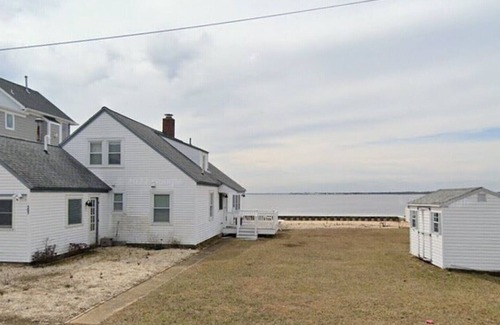 Seaside Heights House | Waterfront Haven: Perfect Family Getaway Near the Beach