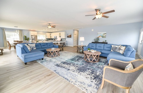Long Neck House | Cozy Waterfront Escape with Pools, Beach & Pet-Friendly Vibes