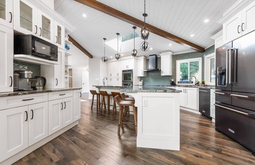 Hope House | Elegant Waterfront Home with Spa & Ocean Views