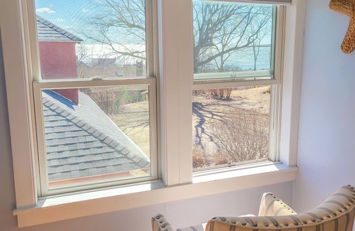 Peaks Island House | Oceanfront Peaks Island Escape with Breathtaking Views